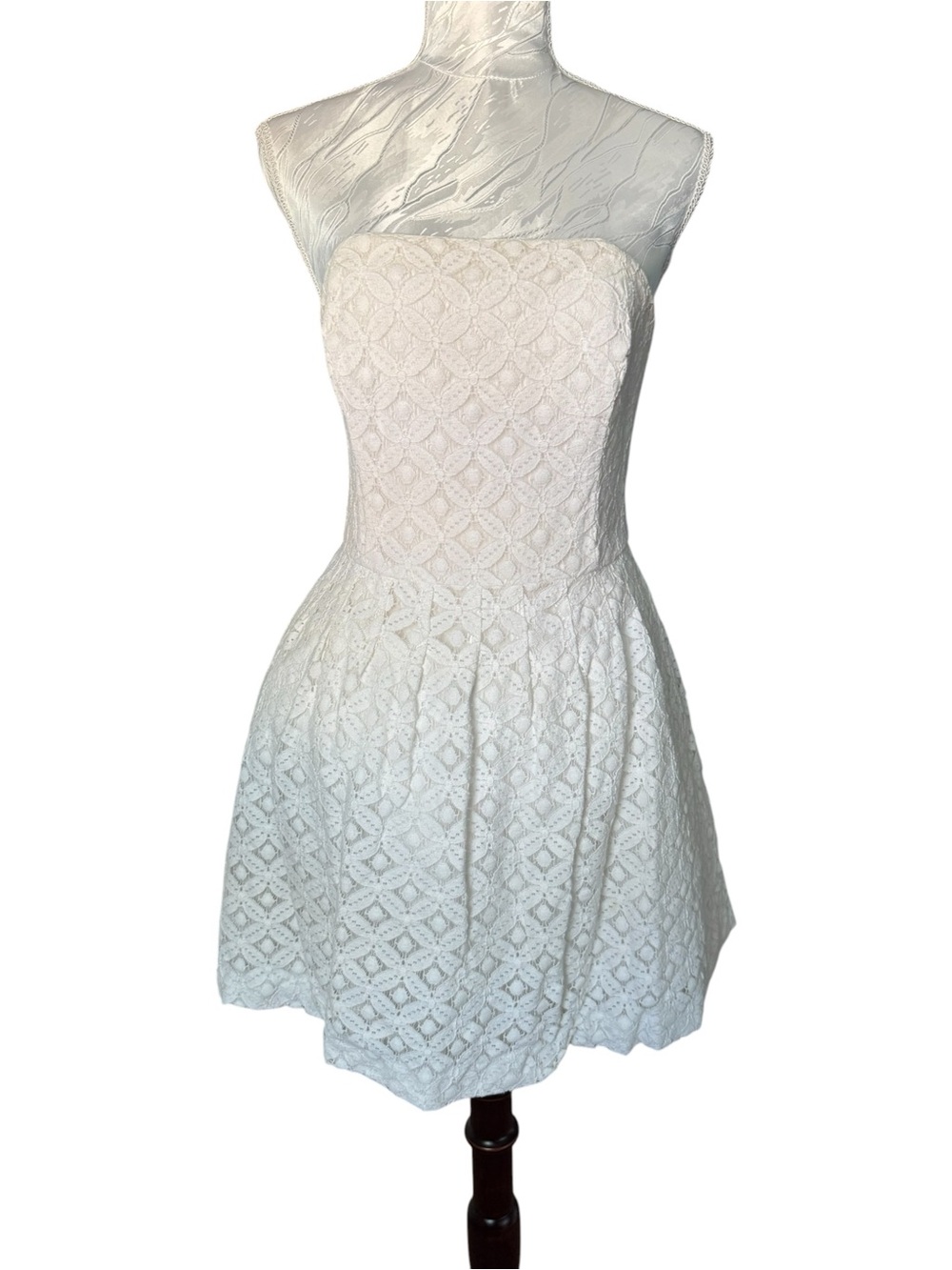 Lilly Pulitzer Strapless White Lace Fit & Flare Dress
